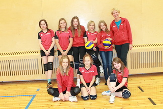 Kotiturnaus Keudalla 27.10.2012 - Oona, Viivi, Veera, Senni, Ella ja Tiina sekä Emma, Mirja ja Ada