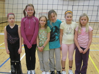 Syksyllä 2010 - Ada, Lotta, Mirja, Oona, Annika ja Senni